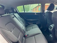 USED 2018 67 KIA SPORTAGE 1.6 GDi 2 Euro 6 (s/s) 5dr 7 KIA SERVICES