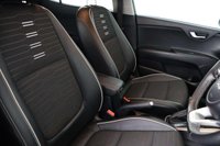 USED 2024 24 KIA STONIC 1.0 T-GDi MHEV GT-Line S SUV 5dr Petrol Hybrid DCT Euro 6 (s/s) (98 bhp) NEW STOCK