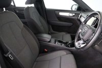 USED 2024 24 VOLVO XC40 2.0 B3 MHEV Plus Dark SUV 5dr Petrol Hybrid DCT Auto Euro 6 (s/s) (163 ps) 1 OWNER, CAMERA, HEATED SEATS