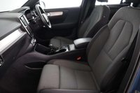 USED 2024 24 VOLVO XC40 2.0 B3 MHEV Plus Dark SUV 5dr Petrol Hybrid DCT Auto Euro 6 (s/s) (163 ps) 1 OWNER, CAMERA, HEATED SEATS