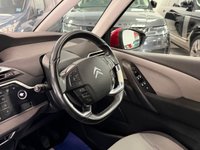 USED 2014 14 CITROEN GRAND C4 PICASSO 1.6 e-HDi Airdream Exclusive MPV 5dr Diesel Manual Euro 5 (s/s) (115 ps) COMPREHENSIVE SERVICE HISTORY & STUNNING C4 IN RED + REVERSE CAMERA
