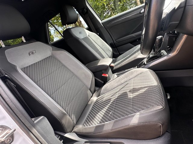 View our VOLKSWAGEN T-ROC