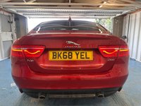 USED 2018 68 JAGUAR XE 2.0i GPF R-Sport Saloon 4dr Petrol Auto Euro 6 (s/s) (200 ps)+NEW TIMING CHAIN+2 KEYS+2 FORMER KEEPERS+ALLOYS+HISTORY+HEATED LEATHER SEATS+BIGNAV+AIRCON+PARK CONTROL WITH CAMERA+MEDIA+BLUETOOTH 2 KEYS+2 FORMER KEEPERS+ALLOYS+HISTORY+HEATED LEATHER SEATS+BIGNAV+AIRCON+PARK CONTROL WITH CAMERA+MEDIA+BLUETOOTH+HPI CLEAR