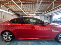 USED 2018 68 JAGUAR XE 2.0i GPF R-Sport Saloon 4dr Petrol Auto Euro 6 (s/s) (200 ps)+NEW TIMING CHAIN+2 KEYS+2 FORMER KEEPERS+ALLOYS+HISTORY+HEATED LEATHER SEATS+BIGNAV+AIRCON+PARK CONTROL WITH CAMERA+MEDIA+BLUETOOTH 2 KEYS+2 FORMER KEEPERS+ALLOYS+HISTORY+HEATED LEATHER SEATS+BIGNAV+AIRCON+PARK CONTROL WITH CAMERA+MEDIA+BLUETOOTH+HPI CLEAR