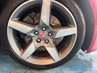 USED 2018 68 JAGUAR XE 2.0i GPF R-Sport Saloon 4dr Petrol Auto Euro 6 (s/s) (200 ps)+NEW TIMING CHAIN+2 KEYS+2 FORMER KEEPERS+ALLOYS+HISTORY+HEATED LEATHER SEATS+BIGNAV+AIRCON+PARK CONTROL WITH CAMERA+MEDIA+BLUETOOTH 2 KEYS+2 FORMER KEEPERS+ALLOYS+HISTORY+HEATED LEATHER SEATS+BIGNAV+AIRCON+PARK CONTROL WITH CAMERA+MEDIA+BLUETOOTH+HPI CLEAR