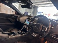 USED 2018 68 JAGUAR XE 2.0i GPF R-Sport Saloon 4dr Petrol Auto Euro 6 (s/s) (200 ps)+NEW TIMING CHAIN+2 KEYS+2 FORMER KEEPERS+ALLOYS+HISTORY+HEATED LEATHER SEATS+BIGNAV+AIRCON+PARK CONTROL WITH CAMERA+MEDIA+BLUETOOTH 2 KEYS+2 FORMER KEEPERS+ALLOYS+HISTORY+HEATED LEATHER SEATS+BIGNAV+AIRCON+PARK CONTROL WITH CAMERA+MEDIA+BLUETOOTH+HPI CLEAR
