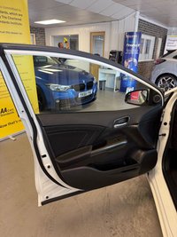 USED 2016 66 HONDA CIVIC 1.4 i-VTEC SE Plus (Navi) Hatchback 5dr Petrol Manual Euro 6 (s/s) (100 ps) 
