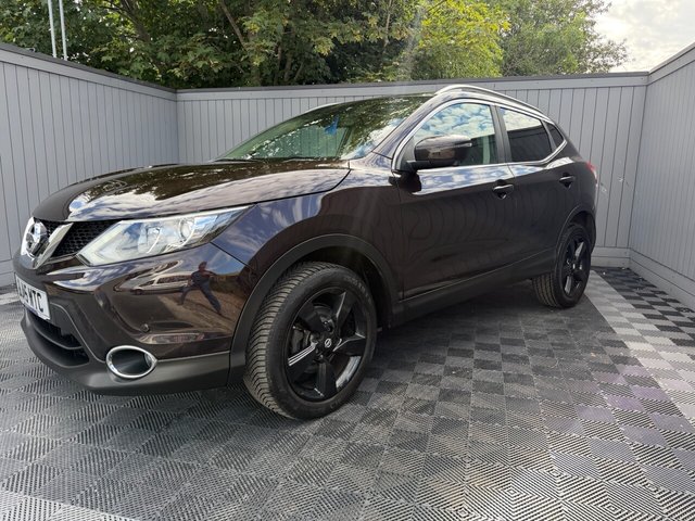View our NISSAN QASHQAI