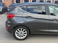USED 2018 18 FORD FIESTA 1.0T EcoBoost Titanium Hatchback 5dr Petrol Auto Euro 6 (s/s) (100 ps) PARKING SENSORS - HEATED SEATS
