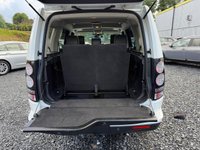 USED 2015 65 LAND ROVER DISCOVERY 4 3.0 SD V6 HSE Luxury SUV 5dr Diesel Auto 4WD Euro 6 (s/s) (256 bhp) ** FSH INC TIMING BELT - SAT NAV - REV CAMERA **