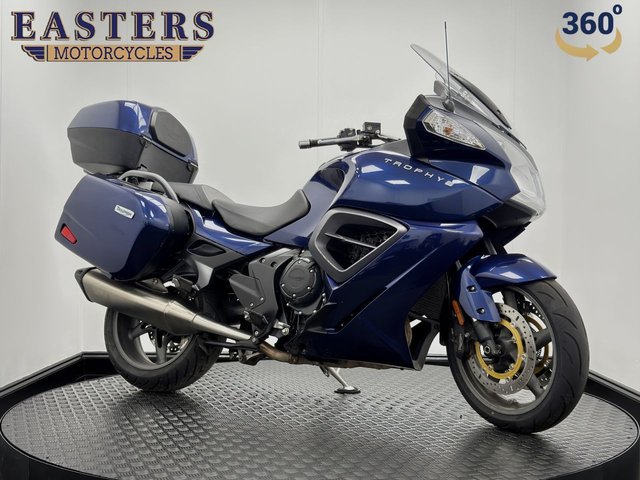 View our TRIUMPH TROPHY 1200