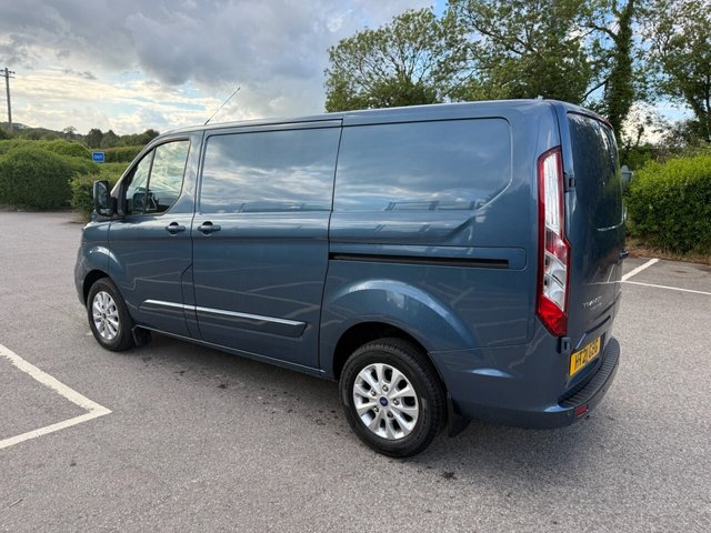 View our FORD TRANSIT CUSTOM