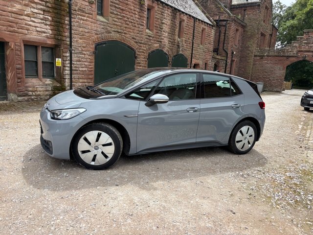 View our VOLKSWAGEN ID.3