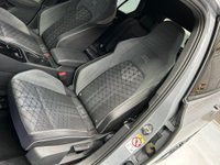 USED 2022 72 VOLKSWAGEN GOLF 2.0 TDI R-Line DSG Euro 6 (s/s) 5dr 