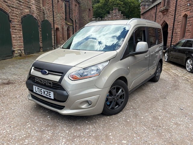 View our FORD TOURNEO CONNECT