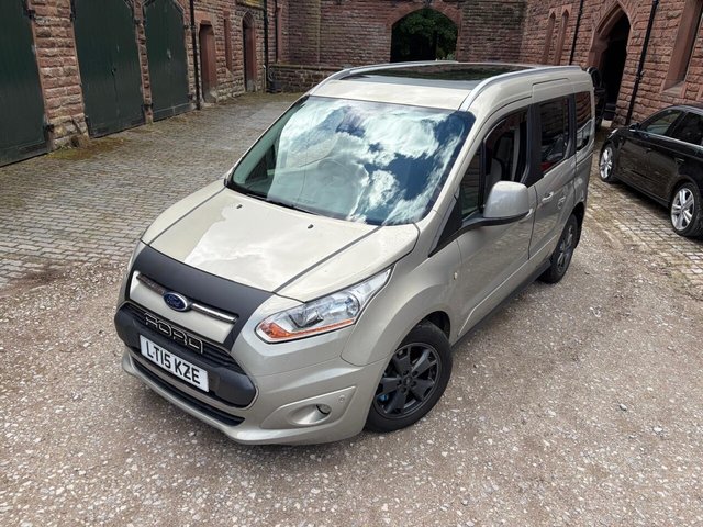 View our FORD TOURNEO CONNECT