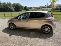 USED 2014 14 PEUGEOT 208 1.4 HDi Allure Hatchback 5dr Diesel Manual Euro 5 (70 ps) FULL SERVICE HISTORY,WOW COLOUR