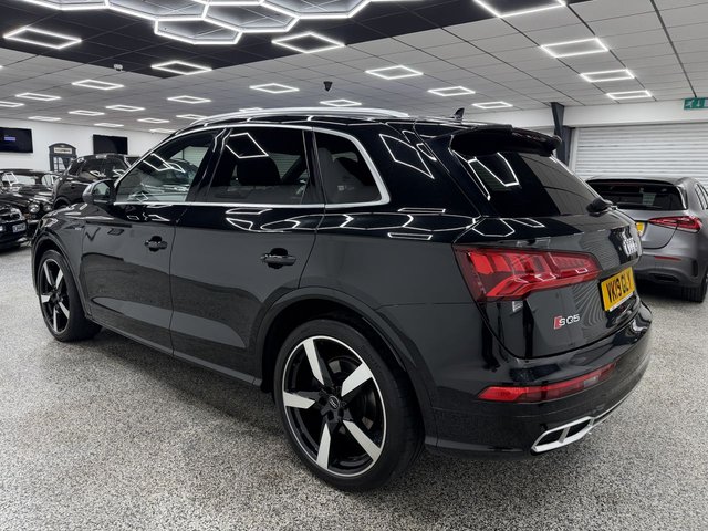 View our AUDI SQ5