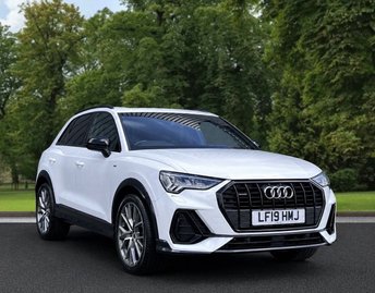 View our AUDI Q3