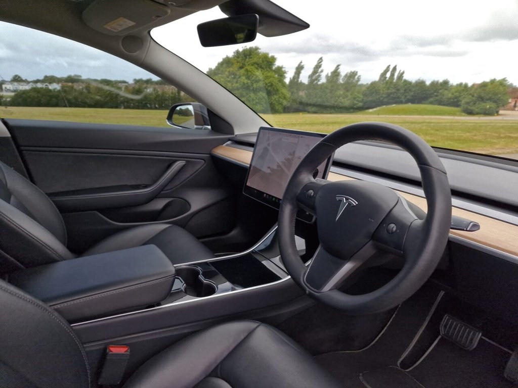 USED 2019 69 TESLA Model 3 Standard Range Plus Saloon 4dr Electric Auto RWD (241 bhp) FINANCE AVAILABLE