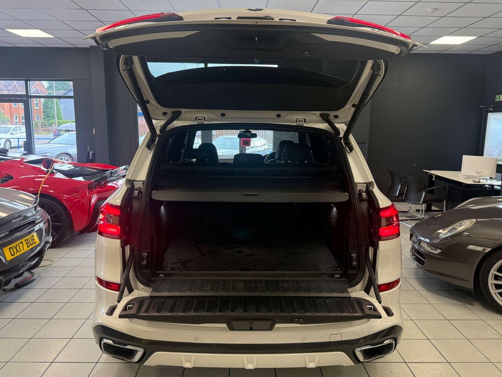 USED 2020 70 BMW X5 3.0 X5 xDrive 30d M Sport MHEV Auto 4WD 5dr SH + HUD + AIR SUSPENSION