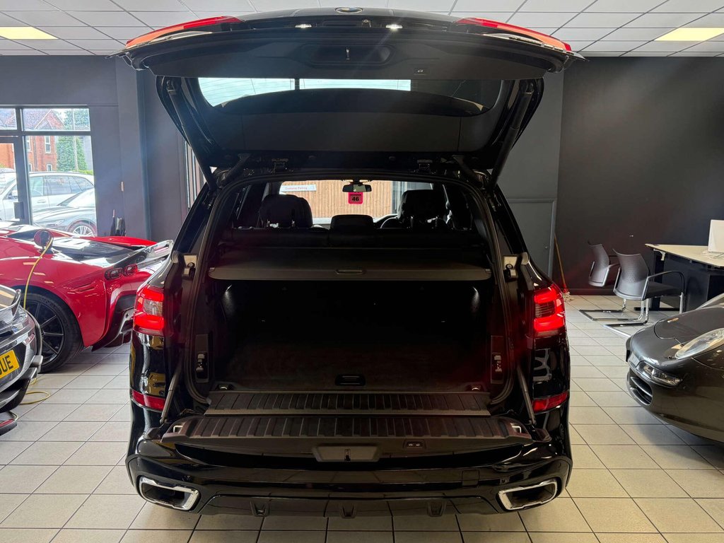 USED 2020 20 BMW X5 3.0 X5 xDrive 30d M Sport Auto 4WD 5dr SH + 360 CAM + HK + HUD