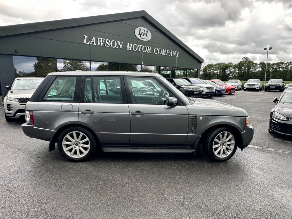 USED 2011 11 LAND ROVER RANGE ROVER 4.4 TD V8 Vogue SE SUV 5dr Diesel Auto 4WD Euro 5 (313 bhp) 