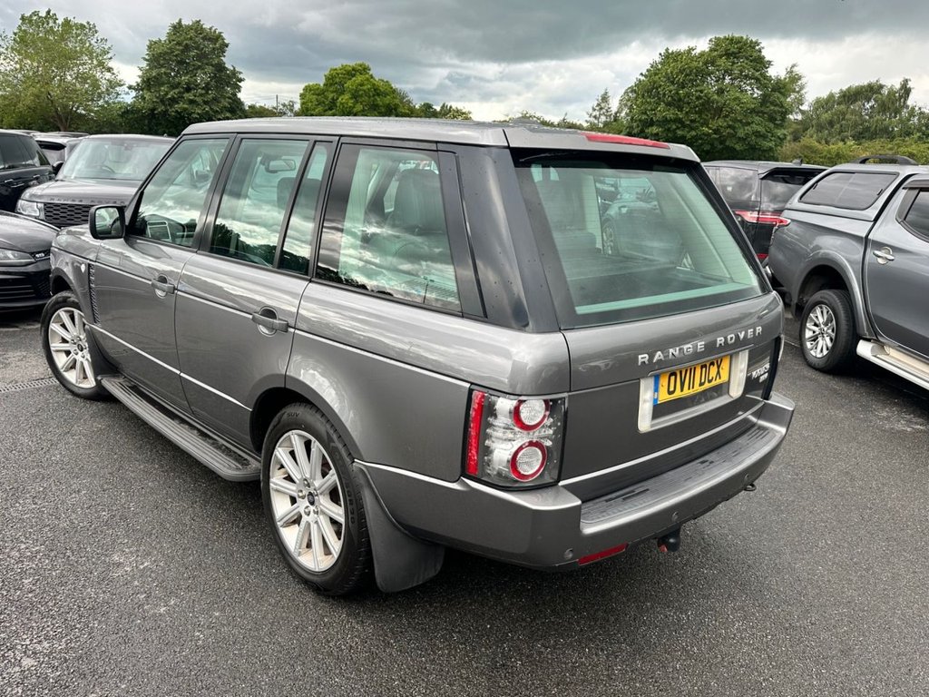 USED 2011 11 LAND ROVER RANGE ROVER 4.4 TD V8 Vogue SE SUV 5dr Diesel Auto 4WD Euro 5 (313 bhp) 