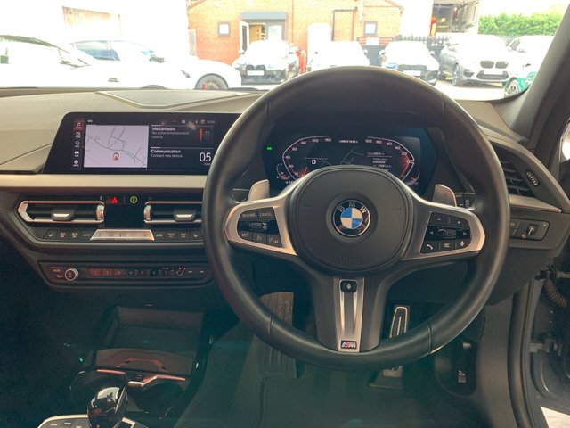 USED 2022 22 BMW 1 SERIES 2.0 M135i Hatchback 5dr Petrol Auto xDrive Euro 6 (s/s) (306 ps) HIGH SPEC | GREAT COMBO