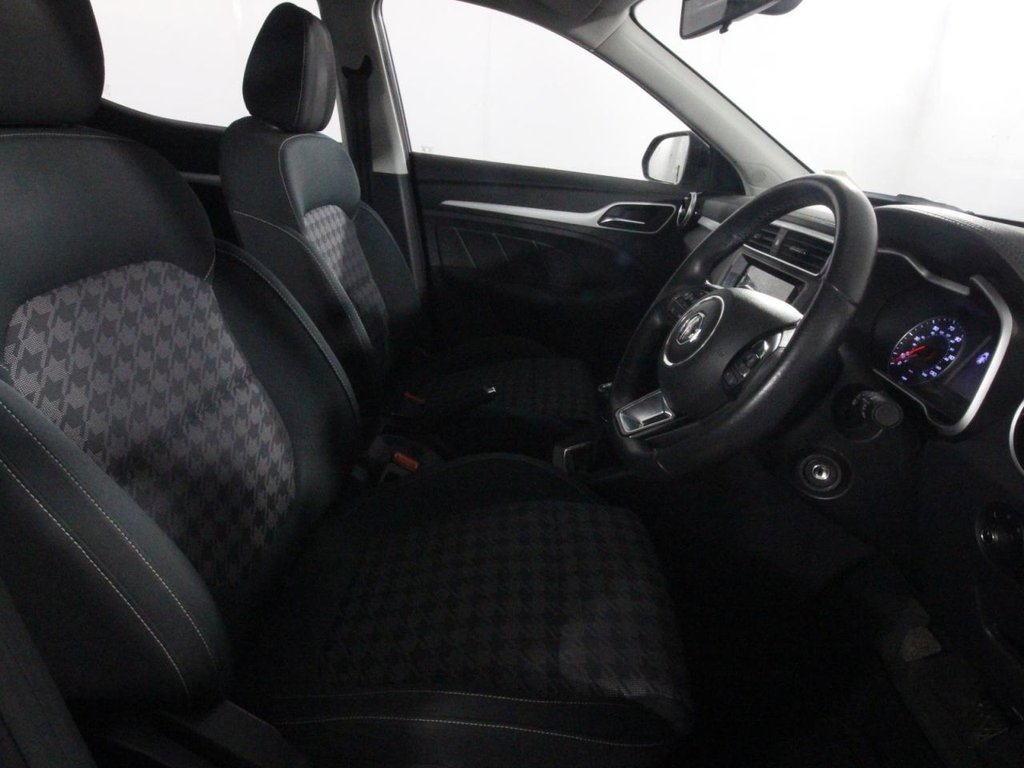 USED 2018 18 MG MG ZS 1.5 VTi-TECH Excite SUV 5dr Petrol Manual Euro 6 (s/s) (106 ps) 