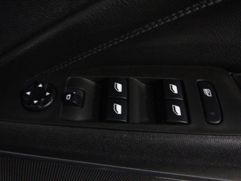 USED 2021 21 VAUXHALL CROSSLAND 1.2 Elite Nav SUV 5dr Petrol Manual Euro 6 (s/s) (83 ps) 