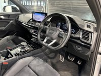 USED 2024 24 AUDI Q5 2.0 TDI 40 Black Edition S Tronic quattro Euro 6 (s/s) 5dr Floret Silver Metallic Paint