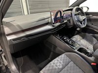 USED 2025 25 VOLKSWAGEN GOLF 1.5 eTSI MHEV R-Line DSG Euro 6 (s/s) 5dr SOLD