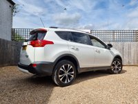 USED 2015 15 TOYOTA RAV4 2.2 D-CAT Invincible SUV 5dr Diesel Auto 4WD Euro 5 (150 ps) 