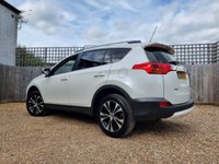 USED 2015 15 TOYOTA RAV4 2.2 D-CAT Invincible SUV 5dr Diesel Auto 4WD Euro 5 (150 ps) 