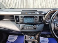 USED 2015 15 TOYOTA RAV4 2.2 D-CAT Invincible SUV 5dr Diesel Auto 4WD Euro 5 (150 ps) 