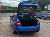USED 2016 16 SKODA OCTAVIA 2.0 TDI vRS Hatchback 5dr Diesel Manual Euro 6 (s/s) (SNav) (184 ps)SUNROOF Navigation, Electric sunroof, Rear PDC