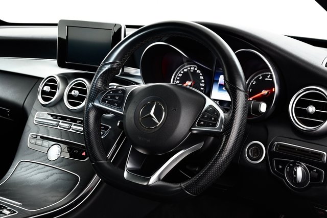 USED 2018 18 MERCEDES-BENZ C-CLASS 2.0 C200 AMG Line Coupe 2dr Petrol G-Tronic+ Euro 6 (s/s) (184 ps) FSH | Aero Pk | 19"s | Stealth