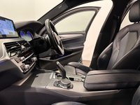USED 2017 67 BMW 5 SERIES 3.0 530d M Sport Saloon 4dr Diesel Auto xDrive Euro 6 (s/s) (265 ps) Hosting a very generous specification with factory options of &pound;7895 , Head Up Display, Variable Damper Control, Full Dakota Leather, Harmon / Kardon Audio . Apple Carplay Preparation