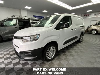 View our TOYOTA PROACE CITY