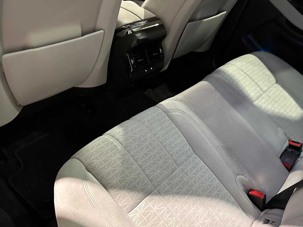 USED 2019 69 LAND ROVER RANGE ROVER EVOQUE 2.0 D180 R-Dynamic SE SUV 5dr Diesel Auto 4WD Euro 6 (s/s) (180 ps) 