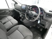 USED 2023 23 RENAULT TRAFIC SL28 2.0 BLUEDCI 130 BHP SWB BUSINESS PLUS + EDITION AIR CON | CARPLAY MEDIA | 3 SEATS