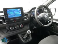 USED 2023 23 RENAULT TRAFIC SL28 2.0 BLUEDCI 130 BHP SWB BUSINESS PLUS + EDITION AIR CON | CARPLAY MEDIA | 3 SEATS
