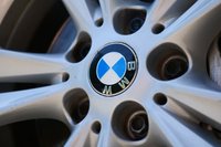 USED 2020 20 BMW X1 1.5 18i SE SUV 5dr Petrol DCT sDrive Euro 6 (s/s) (140 ps) ALPINE WHITE PAINTWORK + CARPLAY + SUNROOF + HEATED SEATS