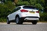 USED 2020 20 BMW X1 1.5 18i SE SUV 5dr Petrol DCT sDrive Euro 6 (s/s) (140 ps) ALPINE WHITE PAINTWORK + CARPLAY + SUNROOF + HEATED SEATS