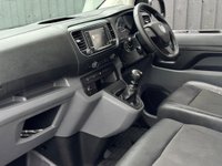 USED 2022 71 VAUXHALL VIVARO 1.5 Turbo D 2700 Dynamic L1 H1 Euro 6 (s/s) 6dr NO VAT! A/C! ULEZ! 1 OWNER!