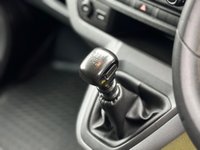 USED 2022 71 VAUXHALL VIVARO 1.5 Turbo D 2700 Dynamic L1 H1 Euro 6 (s/s) 6dr NO VAT! A/C! ULEZ! 1 OWNER!