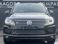USED 2015 15 VOLKSWAGEN TOUAREG 3.0 TDI V6 BlueMotion Tech R-Line Tiptronic 4WD Euro 6 (s/s) 5dr PAN ROOF 2 OWNERS 10 SERVICE