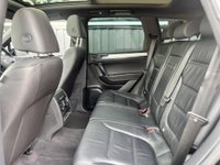 USED 2015 15 VOLKSWAGEN TOUAREG 3.0 TDI V6 BlueMotion Tech R-Line Tiptronic 4WD Euro 6 (s/s) 5dr PAN ROOF 2 OWNERS 10 SERVICE
