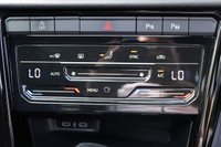 USED 2022 22 VOLKSWAGEN T-ROC 1.5 TSI STYLE PAN ROOF CAMERA 1 OWNER ADAP CRUISE